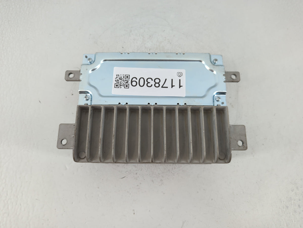 2017-2018 Chrysler Pacifica Radio AM FM Cd Player Receiver Replacement P/N:68232028AI Fits 2017 2018 OEM Used Auto Parts - O