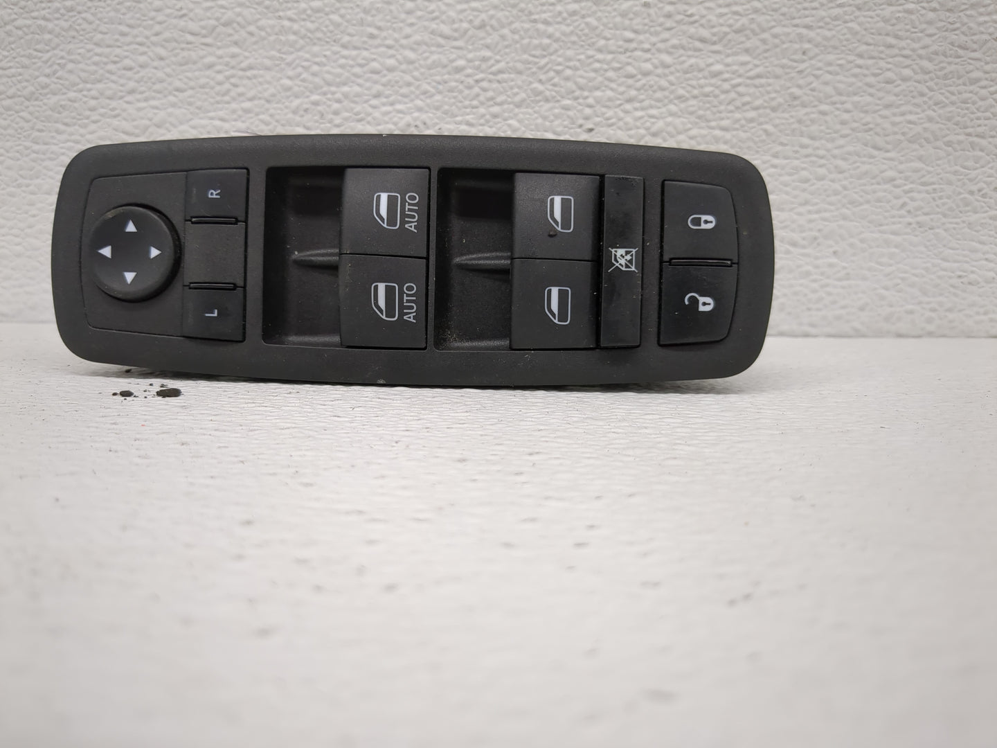 2017-2022 Chrysler Pacifica Master Power Window Switch Replacement Driver Side Left P/N:68234092AC Fits OEM Used Auto Parts 