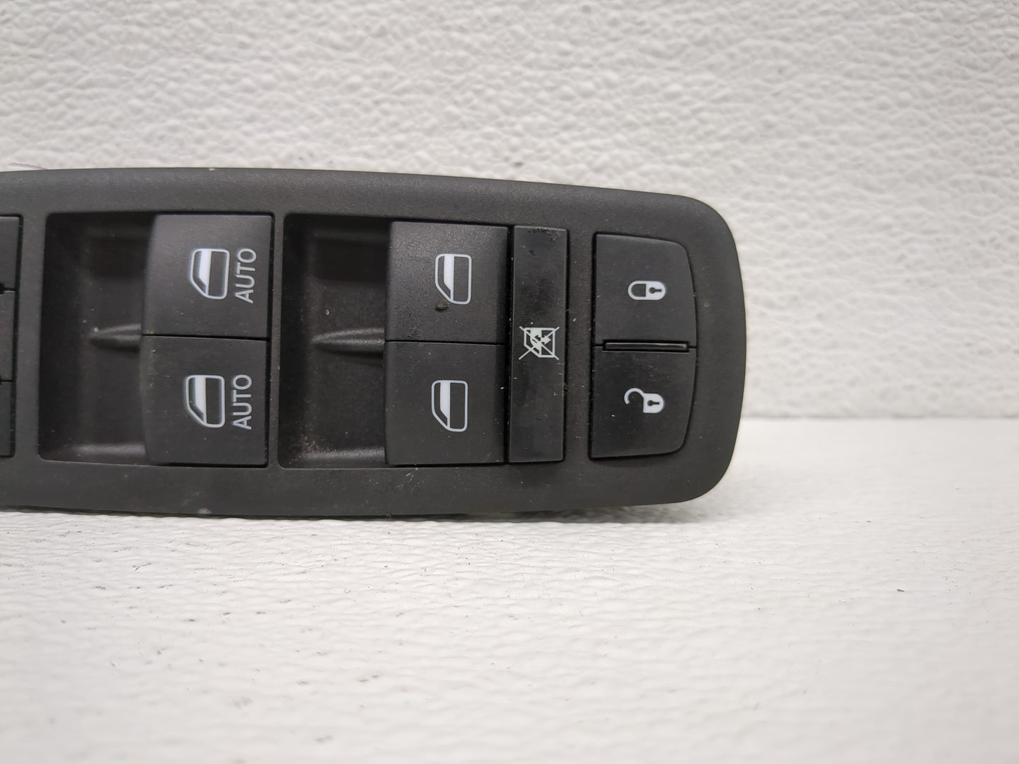 2017-2022 Chrysler Pacifica Master Power Window Switch Replacement Driver Side Left P/N:68234092AC Fits OEM Used Auto Parts 