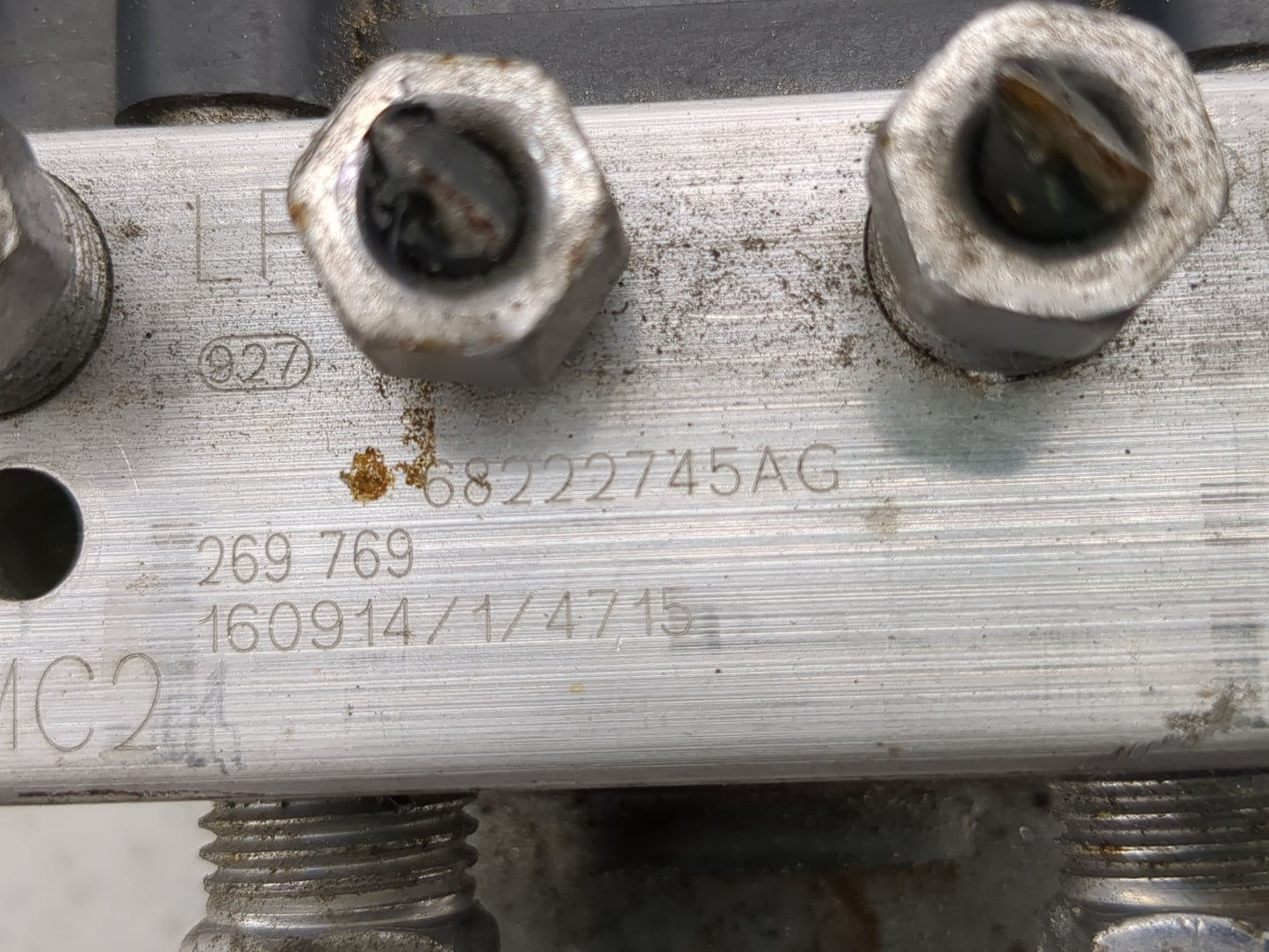 2017-2018 Chrysler Pacifica ABS Pump Control Module Replacement P/N:68222745AG Fits Fits 2017 2018 OEM Used Auto Parts - Oem