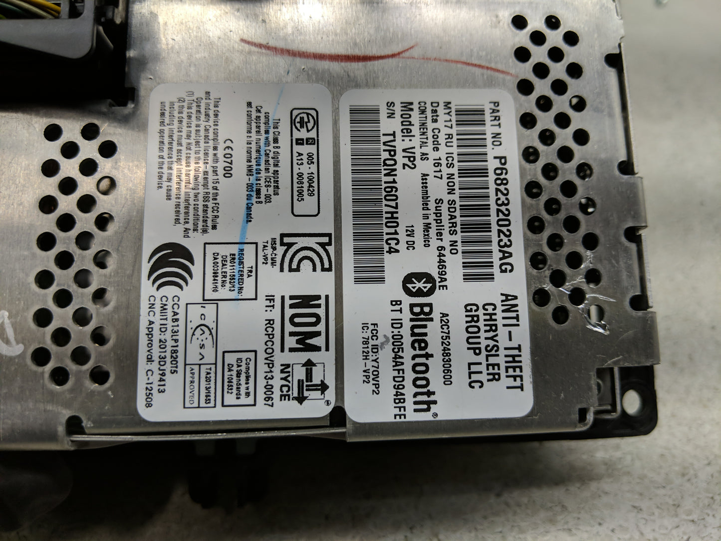 2017-2018 Chrysler Pacifica Radio AM FM Cd Player Receiver Replacement P/N:68232023AG Fits Fits 2017 2018 OEM Used Auto Part