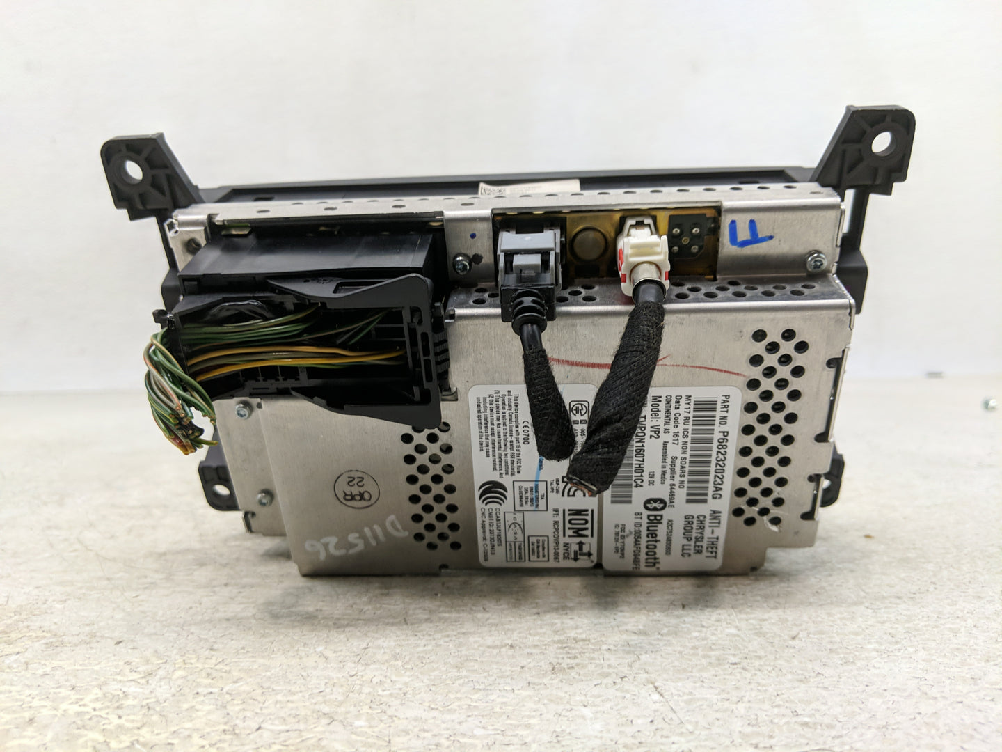 2017-2018 Chrysler Pacifica Radio AM FM Cd Player Receiver Replacement P/N:68232023AG Fits Fits 2017 2018 OEM Used Auto Part