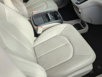 compare product 2017-2022 Chrysler Pacifica Passenger Front Seat Oem 1368294