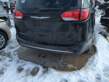 2017-2020 Chrysler Pacifica Rear Bumper Assembly Oem - Oemusedautoparts1.com
