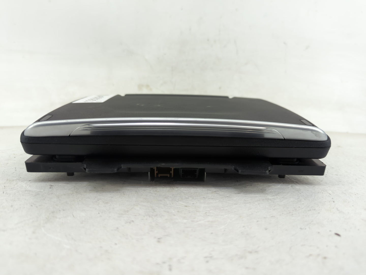 2017-2018 Chrysler Pacifica Am Fm Cd Player Radio Receiver - Oemusedautoparts1.com