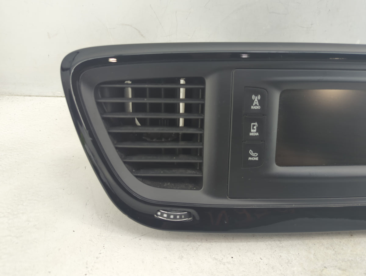 2017-2018 Chrysler Pacifica Radio Control Panel - Oemusedautoparts1.com