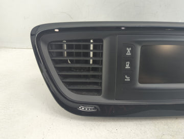 2017-2018 Chrysler Pacifica Radio Control Panel