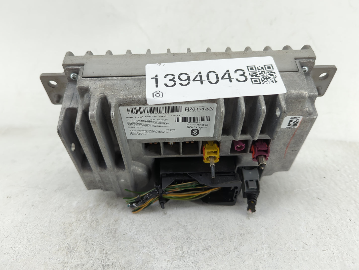 2017-2018 Chrysler Pacifica Radio AM FM Cd Player Receiver Replacement P/N:68232028AK Fits Fits 2017 2018 OEM Used Auto Part