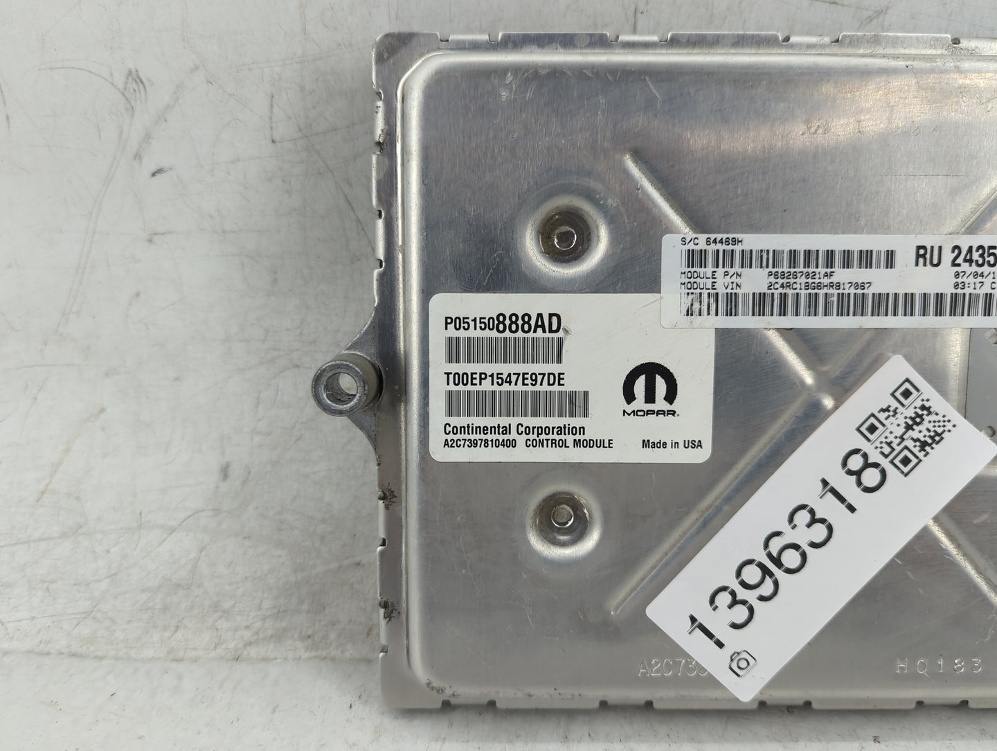 2017 Chrysler Pacifica PCM Engine Control Computer ECU ECM PCU OEM P/N:05150888AD Fits OEM Used Auto Parts - Oemusedautopart