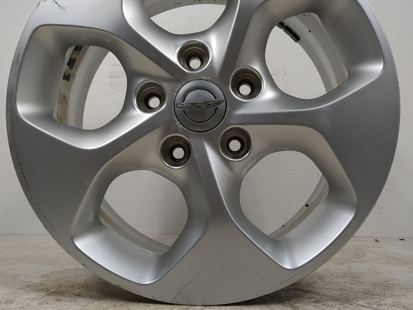 2017-2019 Chrysler Pacifica Oem Wheel Rim - Oemusedautoparts1.com