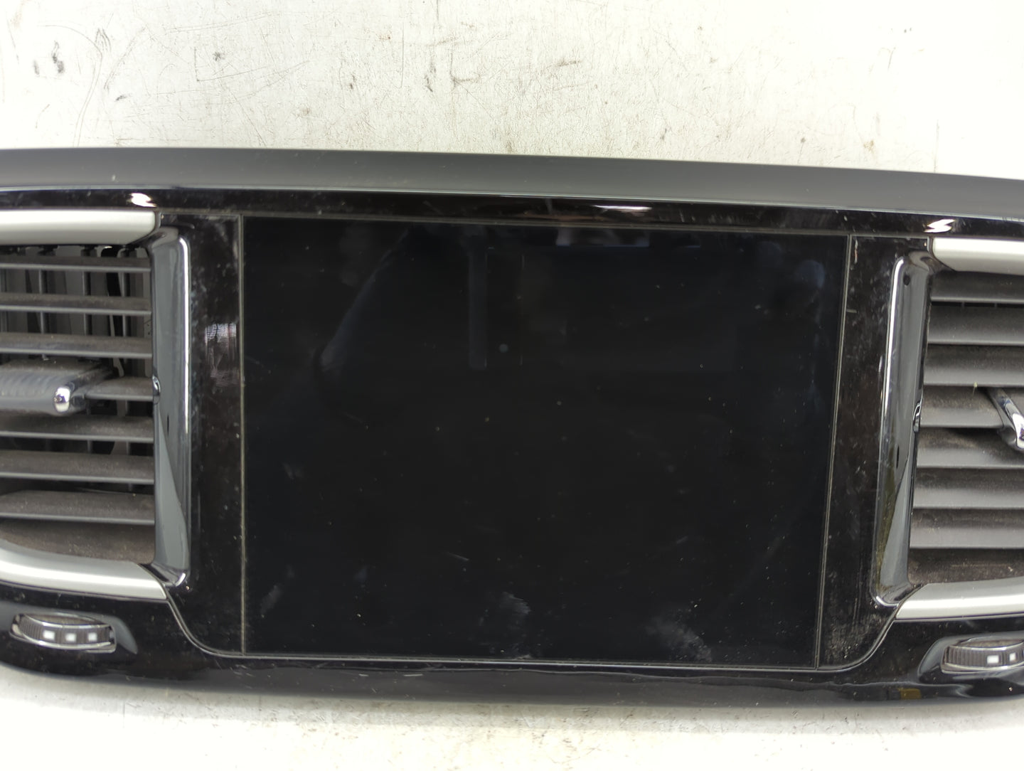 2017 Chrysler Pacifica Information Display Screen Black - Oemusedautoparts1.com