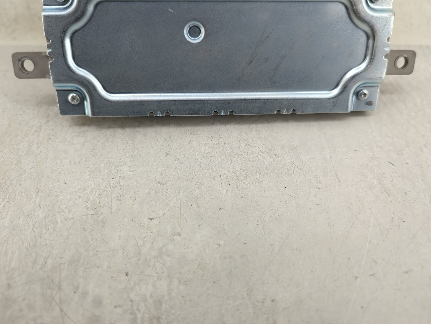 2017-2018 Chrysler Pacifica Radio AM FM Cd Player Receiver Replacement P/N:68232028AJ Fits Fits 2017 2018 OEM Used Auto Part