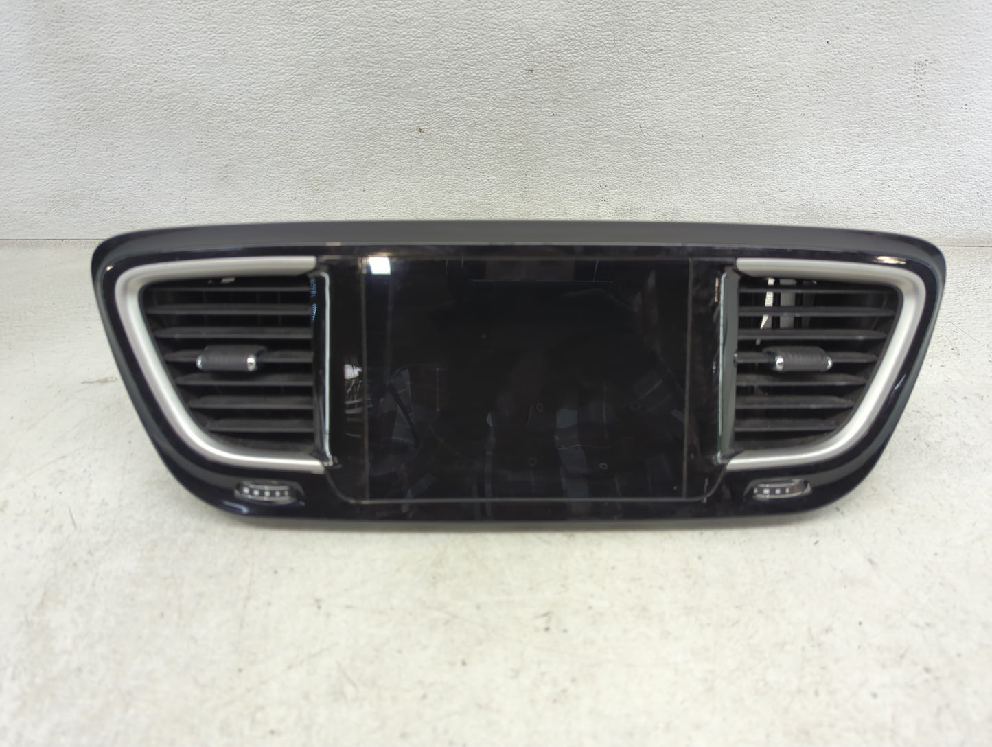 2017 Chrysler Pacifica Information Display Screen Black - Oemusedautoparts1.com