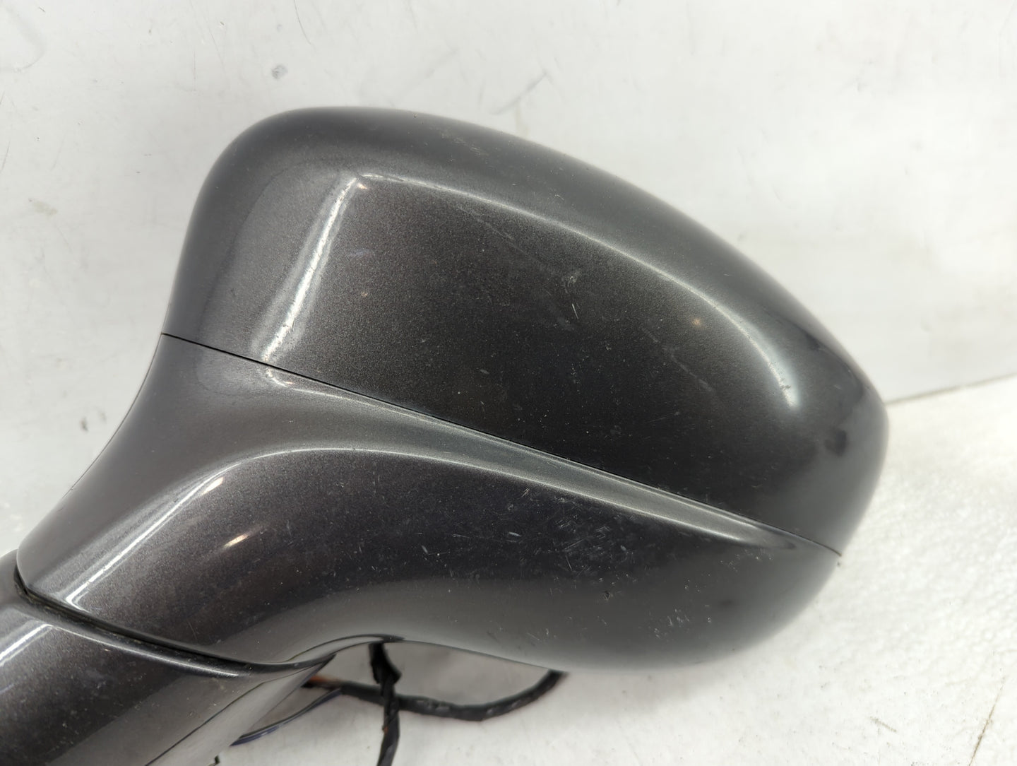2017-2019 Chrysler Pacifica Driver Side View Mirror - Left Door Mirror OEM Used - Oemusedautoparts1.com