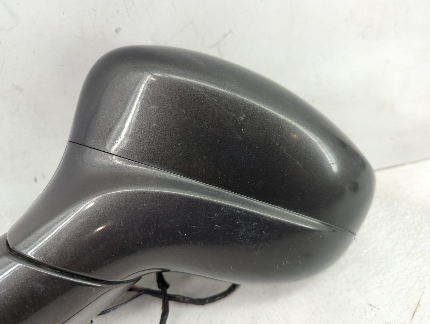 2017-2019 Chrysler Pacifica Driver Side View Mirror - Left Door Mirror OEM Used - Oemusedautoparts1.com