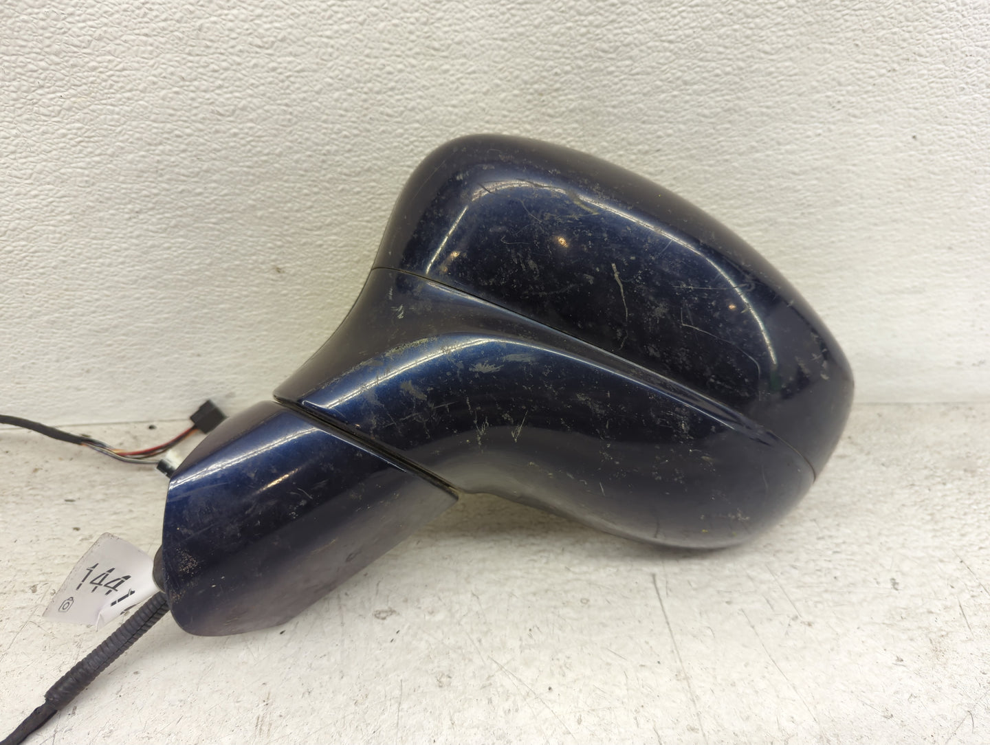 2017-2019 Chrysler Pacifica Driver Side View Mirror - Left Door Mirror OEM Used - Oemusedautoparts1.com