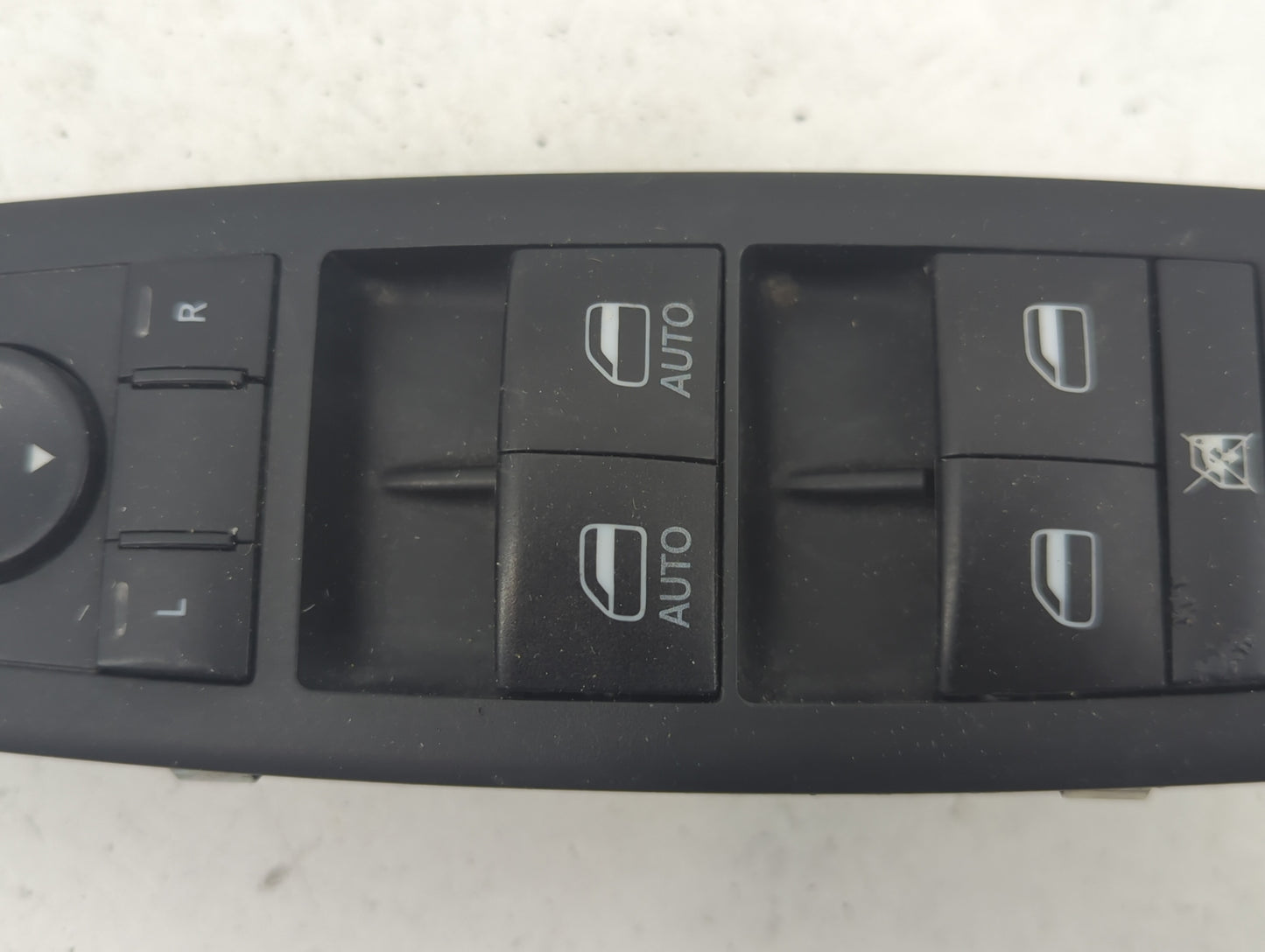 2017-2022 Chrysler Pacifica Master Power Window Switch Replacement Driver Side Left P/N:68234092AC 10115697 Fits OEM Used Au
