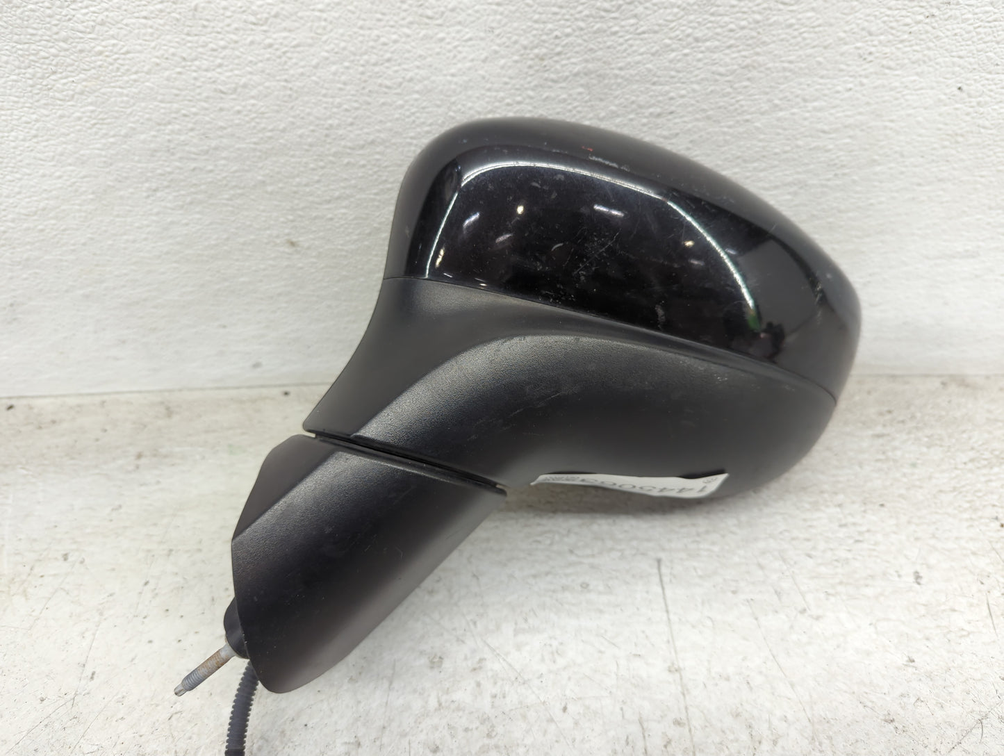 2017-2019 Chrysler Pacifica Driver Side View Mirror - Left Door Mirror OEM Used - Oemusedautoparts1.com