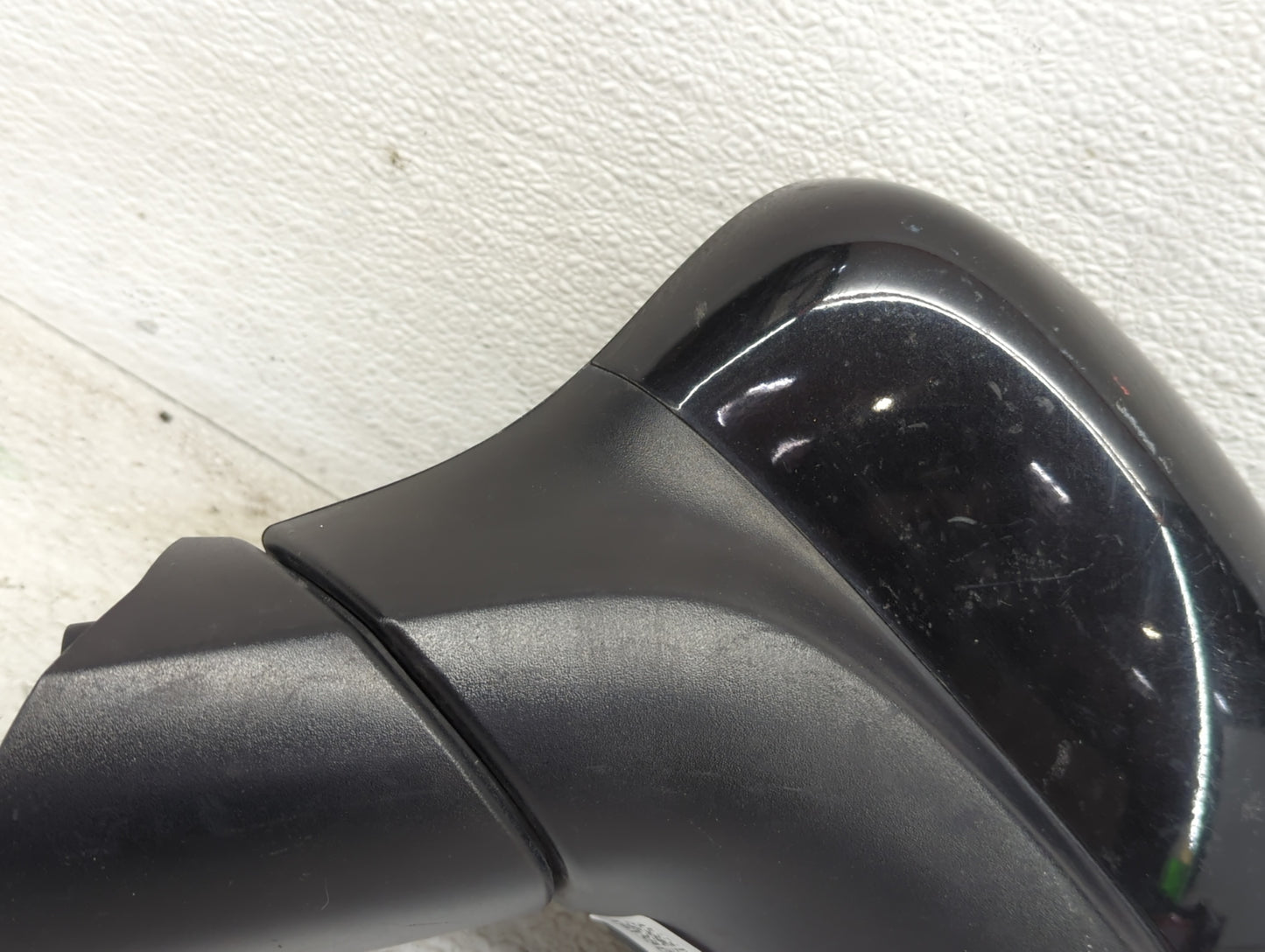 2017-2019 Chrysler Pacifica Driver Side View Mirror - Left Door Mirror OEM Used - Oemusedautoparts1.com
