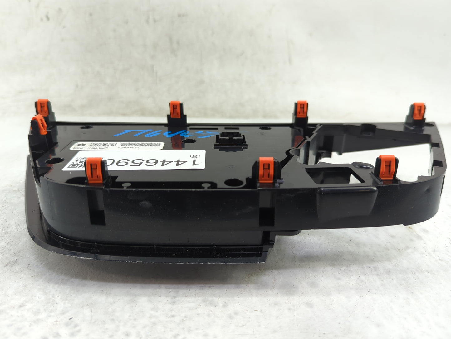 2017 Chrysler Pacifica Climate Control Module Temperature AC/Heater Replacement P/N:P56054991AD Fits OEM Used Auto Parts - O