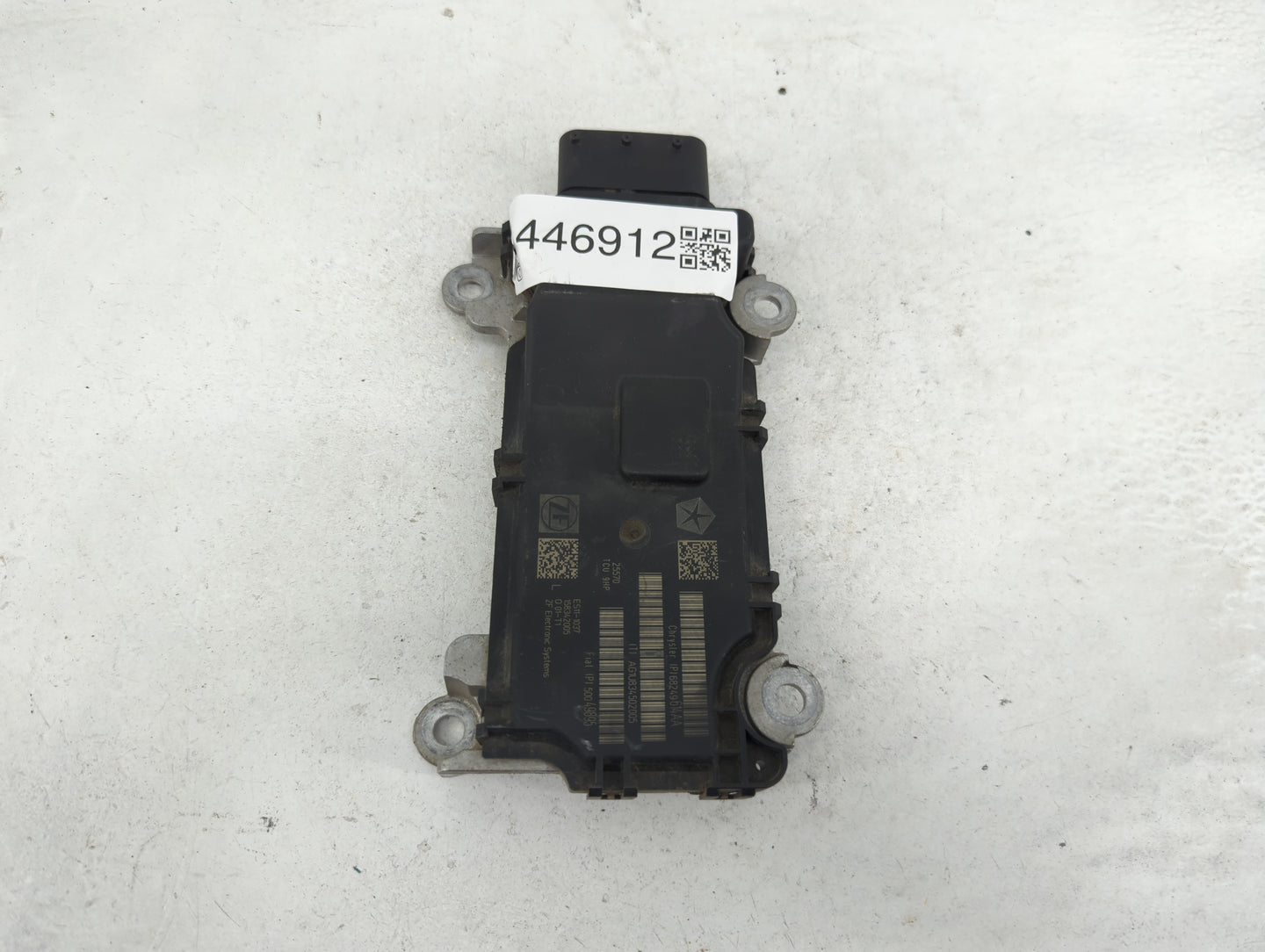 2017-2019 Chrysler Pacifica Transmission Control Module Tcu Tcm - Oemusedautoparts1.com