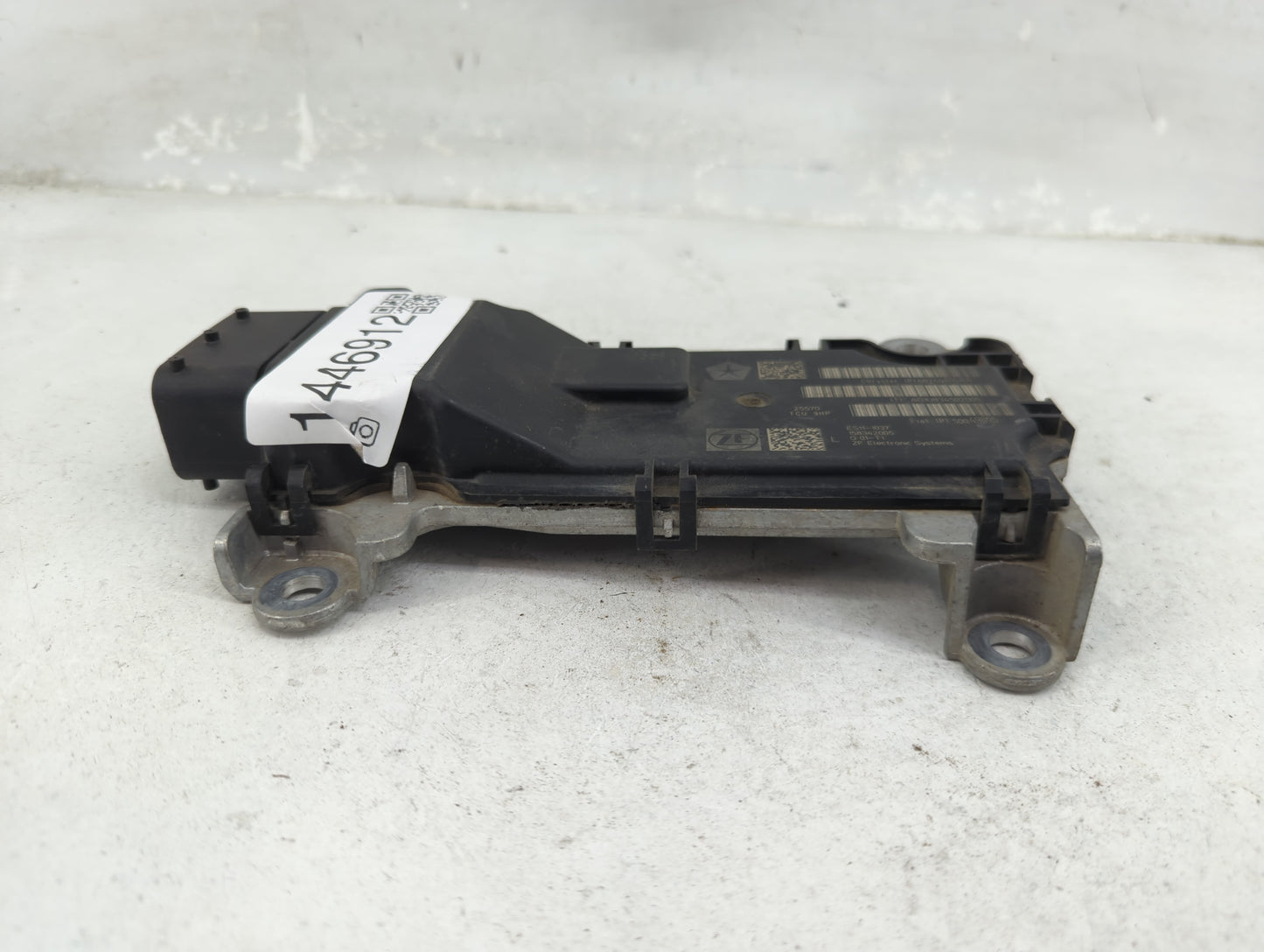2017-2019 Chrysler Pacifica Transmission Control Module Tcu Tcm - Oemusedautoparts1.com