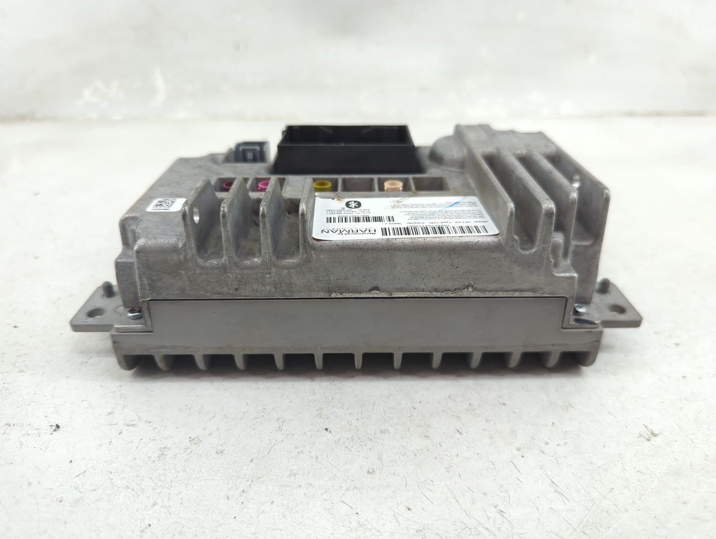 2017-2018 Chrysler Pacifica Radio AM FM Cd Player Receiver Replacement P/N:T00BE164770001 68232028AN Fits Fits 2017 2018 OEM