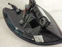 2017-2019 Chrysler Pacifica Tail Light Assembly Passenger Right OEM P/N:P68229028AB Fits Fits 2017 2018 2019 2020 2021 2022 