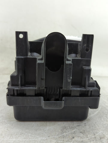 2017 Chrysler Pacifica Fusebox Fuse Box Panel Relay Module Fits OEM Used Auto Parts - Oemusedautoparts1.com