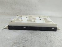 2017-2017 Chrysler Pacifica Body Control Module Bcm Inner Cabin Fuse Box - Oemusedautoparts1.com
