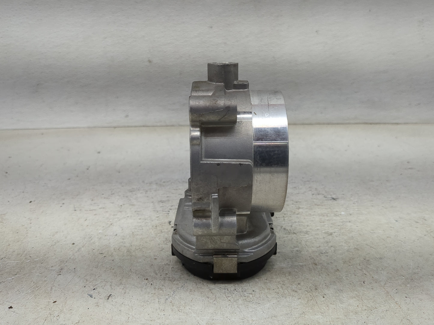 2017-2022 Chrysler Pacifica Throttle Body P/N:05184349AC 0 280 750 570 Fits OEM Used Auto Parts - Oemusedautoparts1.com