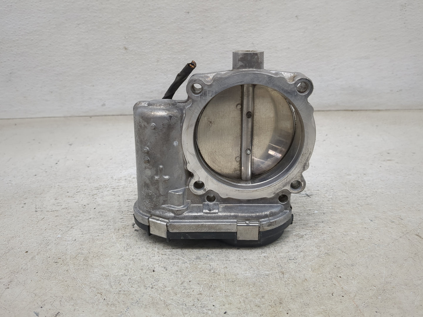 2017-2022 Chrysler Pacifica Throttle Body P/N:0 280 750 570 05184349AC Fits OEM Used Auto Parts - Oemusedautoparts1.com