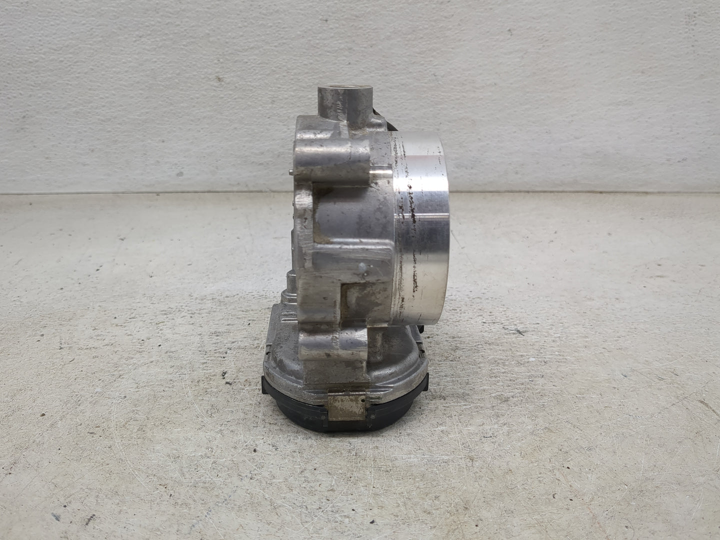 2017-2022 Chrysler Pacifica Throttle Body P/N:0 280 750 570 05184349AC Fits OEM Used Auto Parts - Oemusedautoparts1.com