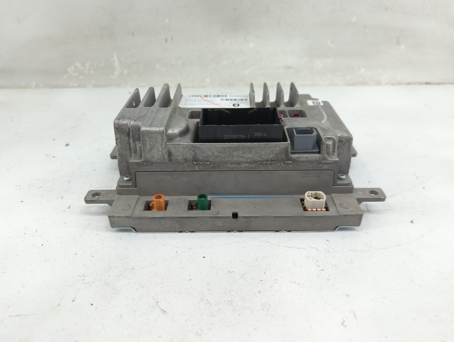 2017-2018 Chrysler Pacifica Radio AM FM Cd Player Receiver Replacement P/N:68232028AK VP3 NA Fits Fits 2017 2018 OEM Used Au
