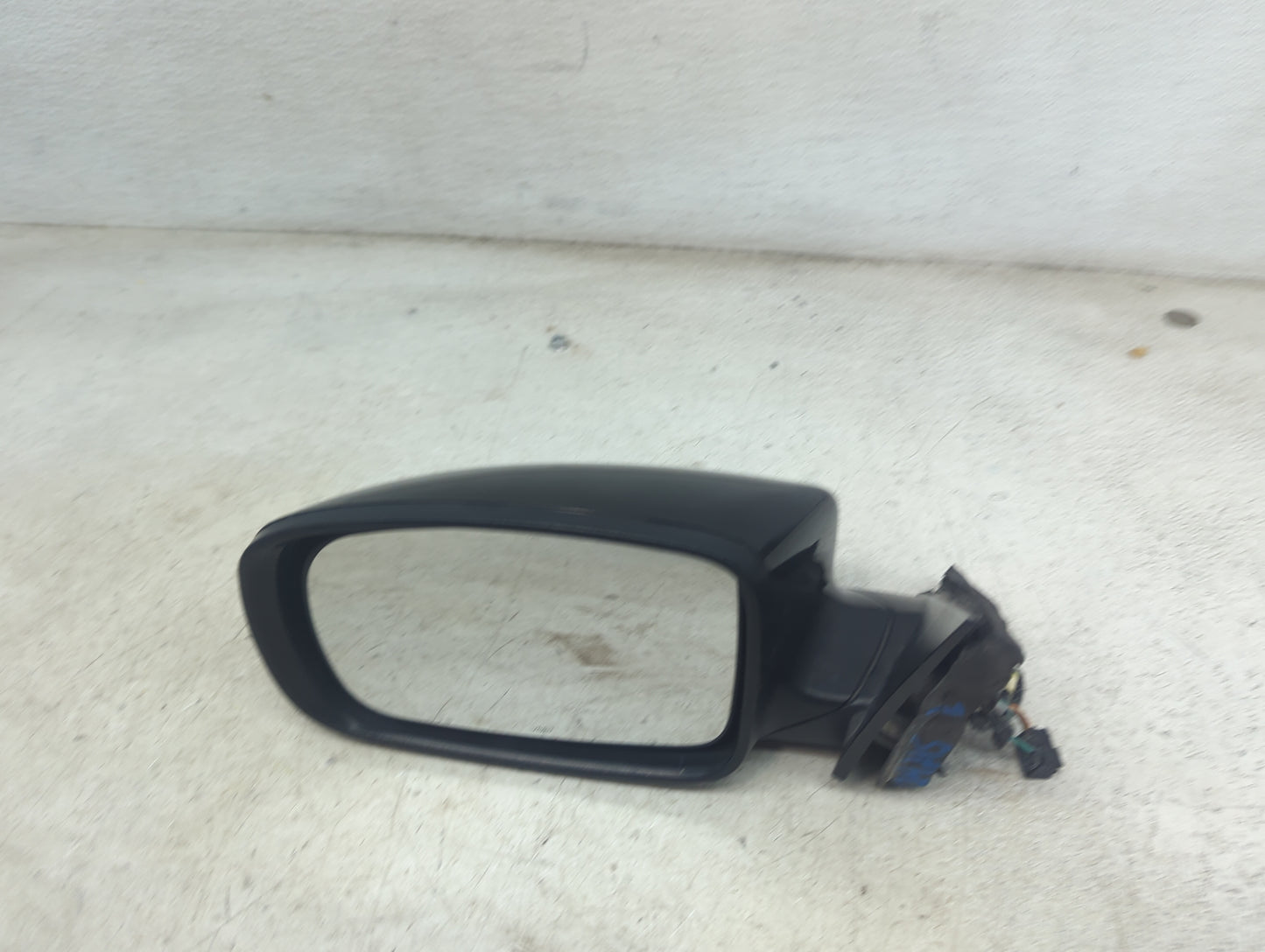 2017 Chrysler Pacifica Driver Side View Mirror - Left Door Mirror OEM Used - Oemusedautoparts1.com