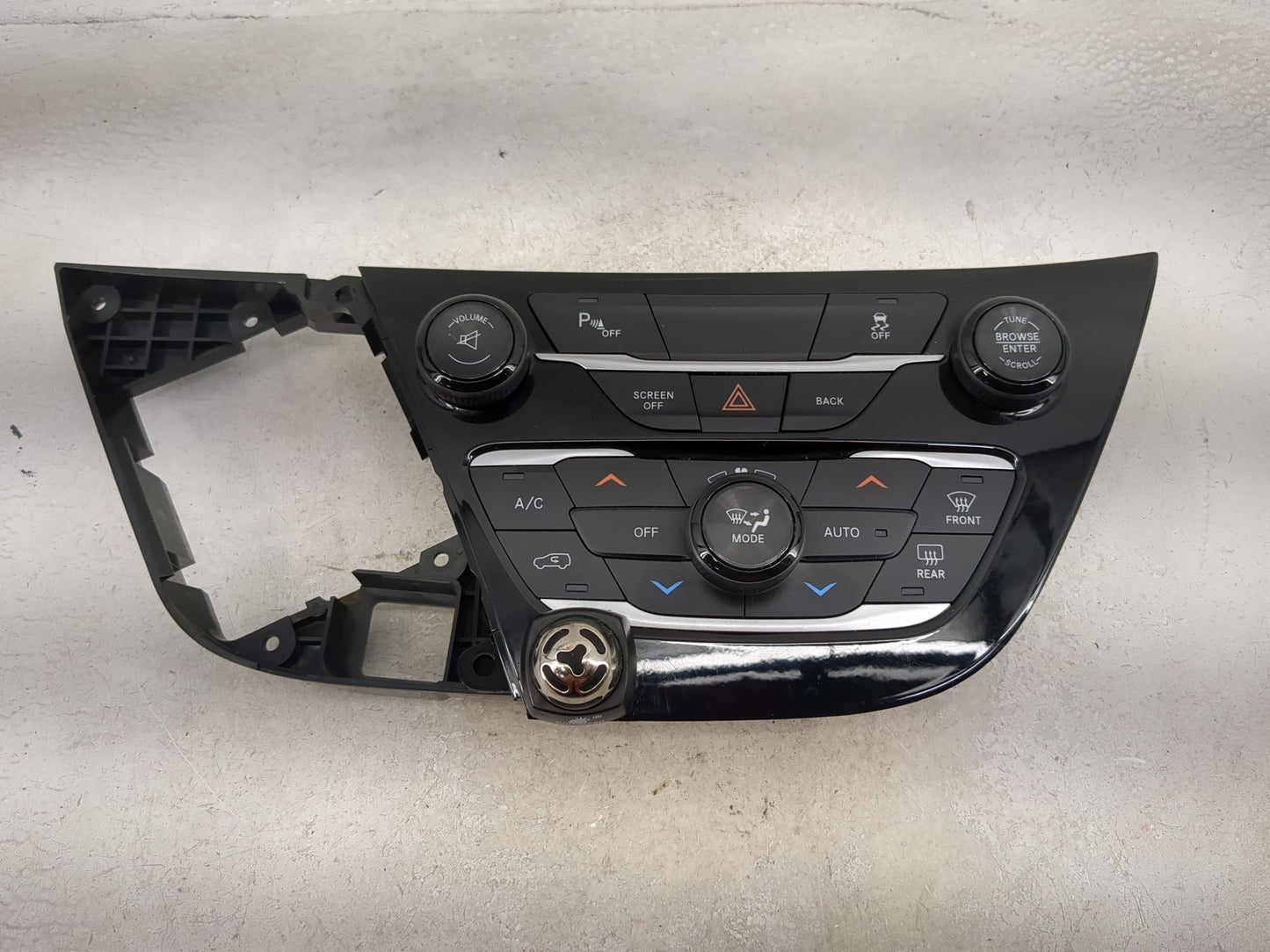 2017 Chrysler Pacifica Climate Control Module Temperature AC/Heater Replacement P/N:P56054984AD Fits OEM Used Auto Parts - O
