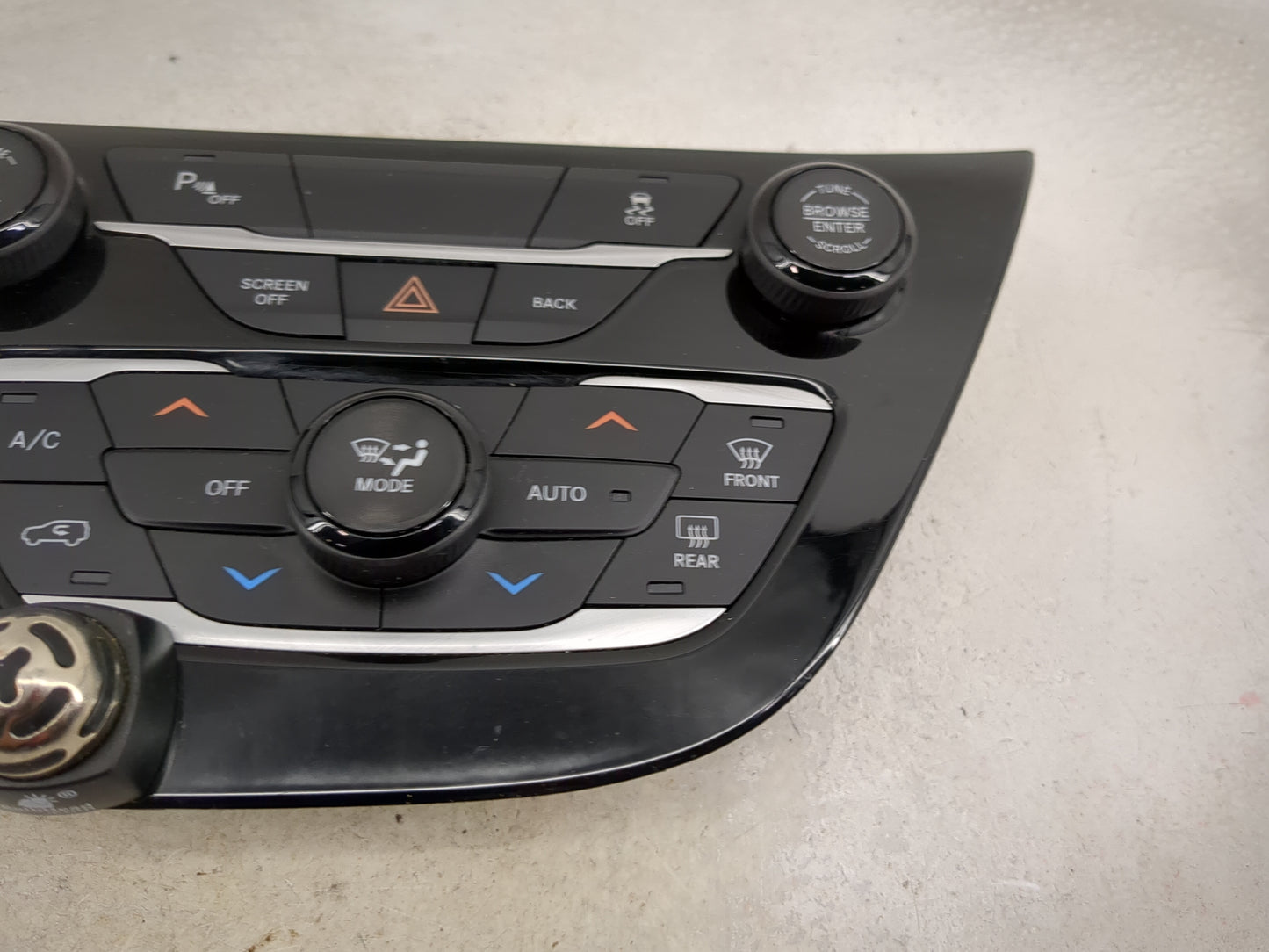 2017 Chrysler Pacifica Climate Control Module Temperature AC/Heater Replacement P/N:P56054984AD Fits OEM Used Auto Parts - O