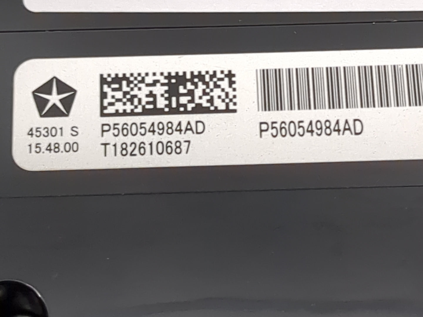 2017 Chrysler Pacifica Climate Control Module Temperature AC/Heater Replacement P/N:P56054984AD Fits OEM Used Auto Parts - O