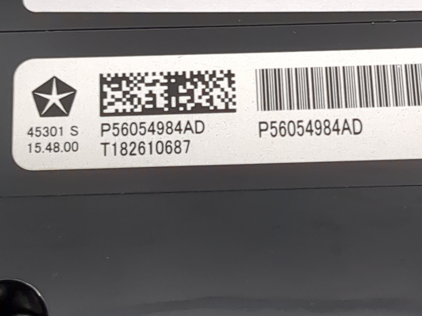 2017 Chrysler Pacifica Climate Control Module Temperature AC/Heater Replacement P/N:P56054984AD Fits OEM Used Auto Parts - O