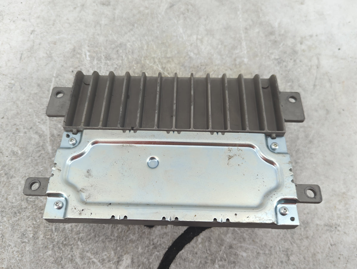 2017-2018 Chrysler Pacifica Radio AM FM Cd Player Receiver Replacement P/N:68232028AM QNG-BE2801, 6434C-BE2801 Fits Fits 201
