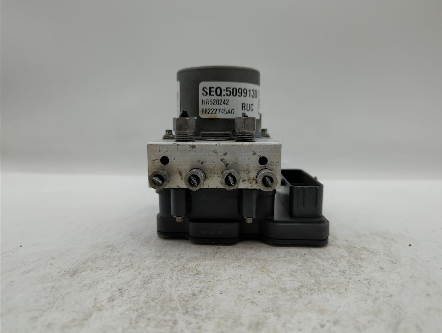 2017 Chrysler Pacifica ABS Pump Control Module Replacement P/N:68330875AA 68352226AA, P68330875AB, 68330875AB, P68222745AG F