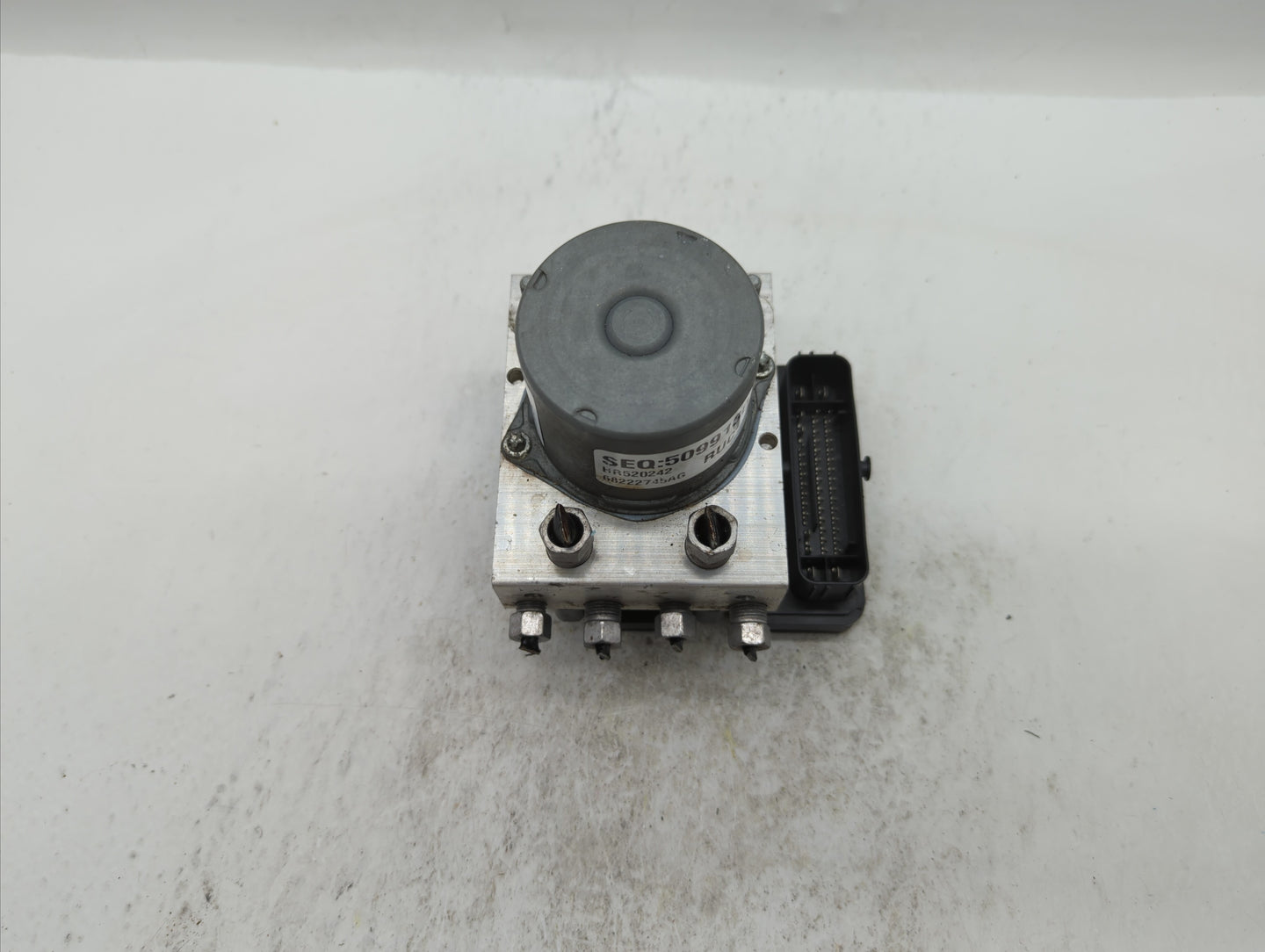 2017 Chrysler Pacifica ABS Pump Control Module Replacement P/N:68330875AA 68352226AA, P68330875AB, 68330875AB, P68222745AG F