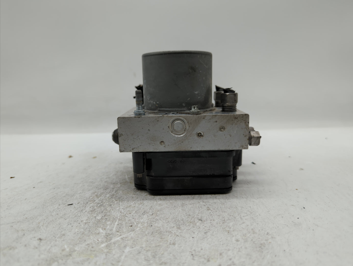 2017 Chrysler Pacifica ABS Pump Control Module Replacement P/N:68330875AA 68352226AA, P68330875AB, 68330875AB, P68222745AG F