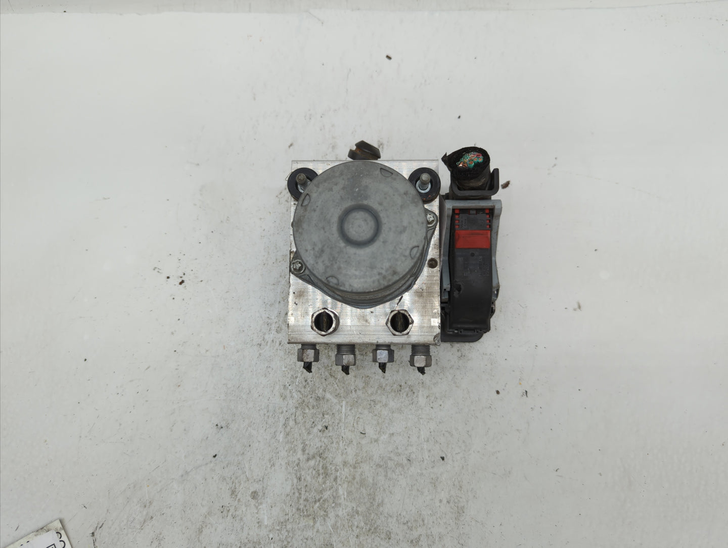 2017 Chrysler Pacifica ABS Pump Control Module Replacement P/N:68330875AA 68352226AA, P68330875AB, 68330875AB, P68222745AG F
