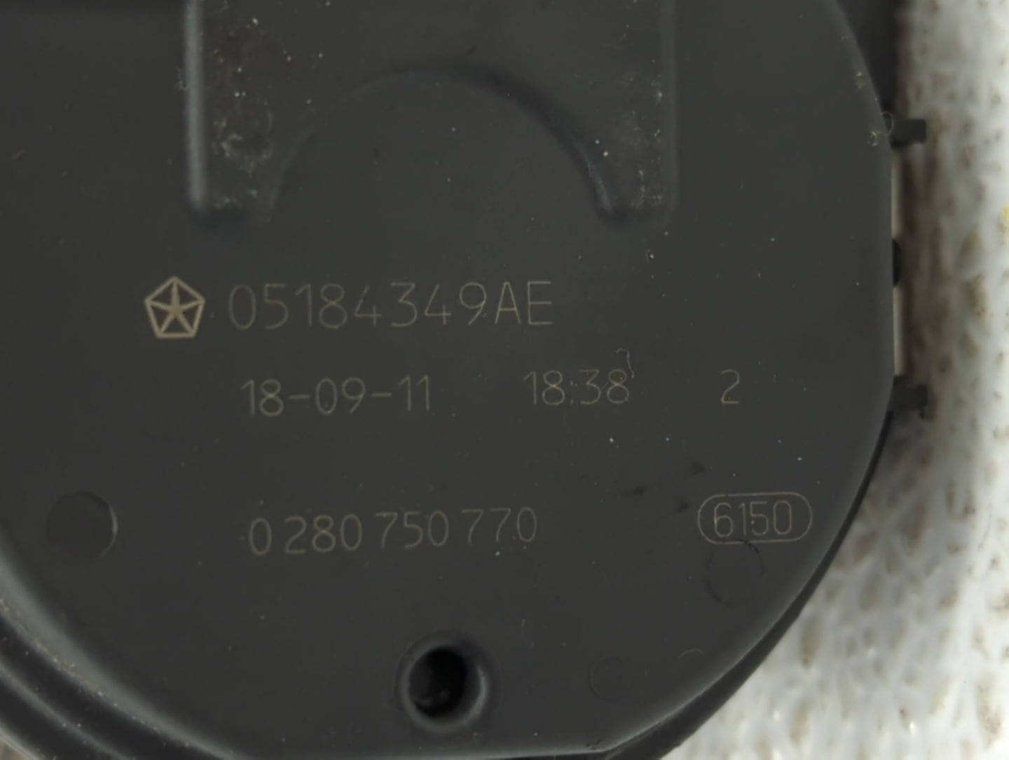 2017 Chrysler Pacifica Throttle Body P/N:05184349AC 05184349AE, 05184349AF Fits Fits 2011 2012 2013 2014 2015 2016 2018 2019