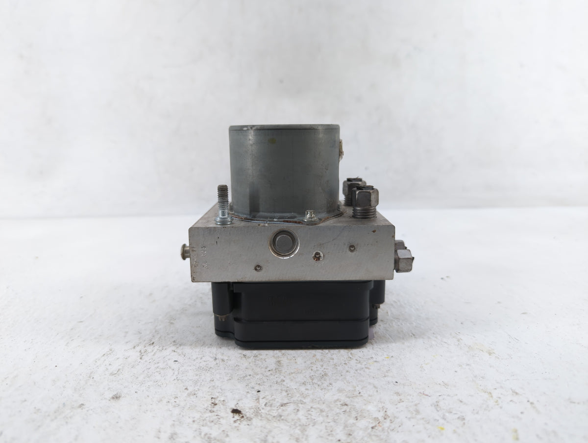 2017-2018 Chrysler Pacifica Anti-Lock Brake ABS Pump Module Actuator OEM P/N:68330875AA 68352226AA Fits Fits 2017 2018 OEM U
