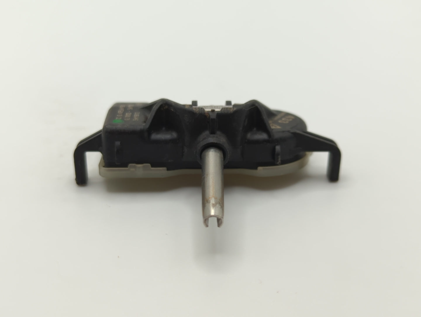 2017 Chrysler Pacifica Tire Pressure Monitoring System Sensor Tpms - Oemusedautoparts1.com