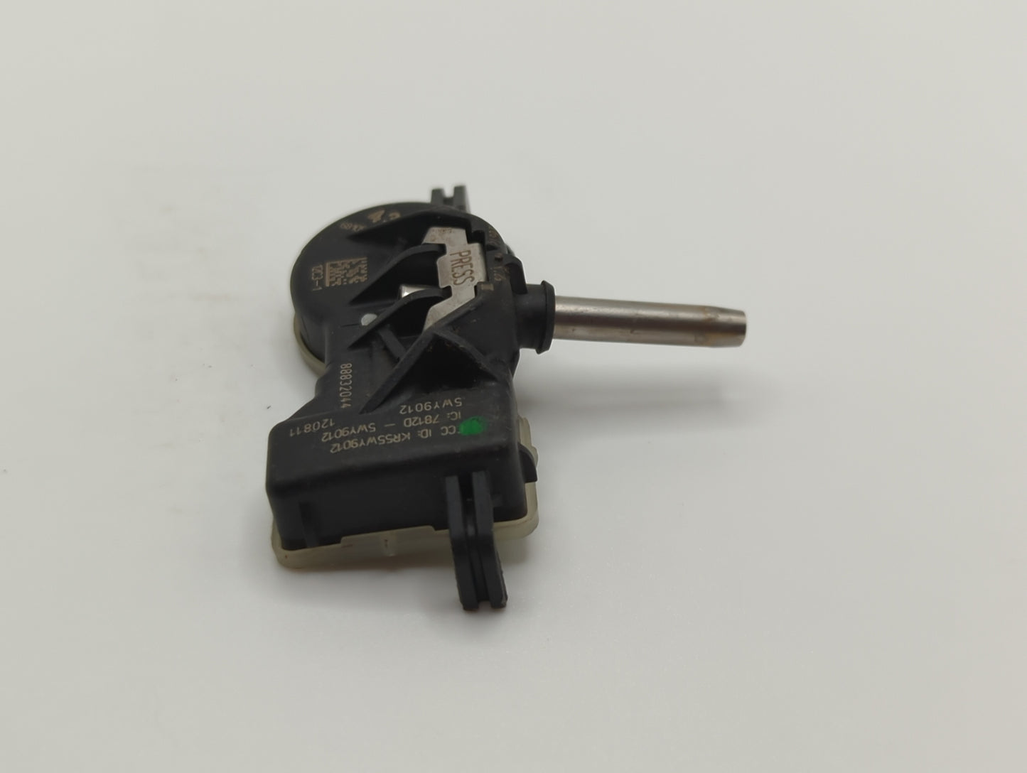 2017 Chrysler Pacifica Tire Pressure Monitoring System Sensor Tpms - Oemusedautoparts1.com