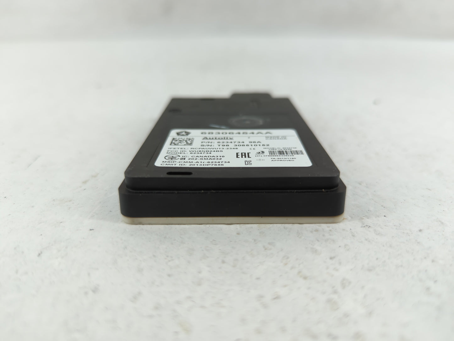 2017 Chrysler Pacifica Chassis Control Module Ccm Bcm Body Control - Oemusedautoparts1.com