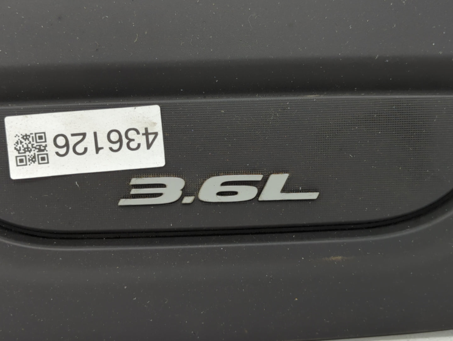 2017 Chrysler Pacifica Engine Cover - Oemusedautoparts1.com